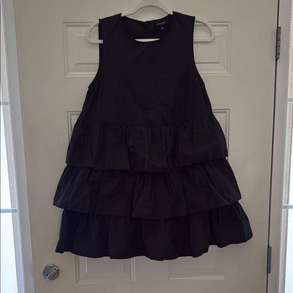 WeWoreWhat Black Sleeveless Tiered Mini Dress